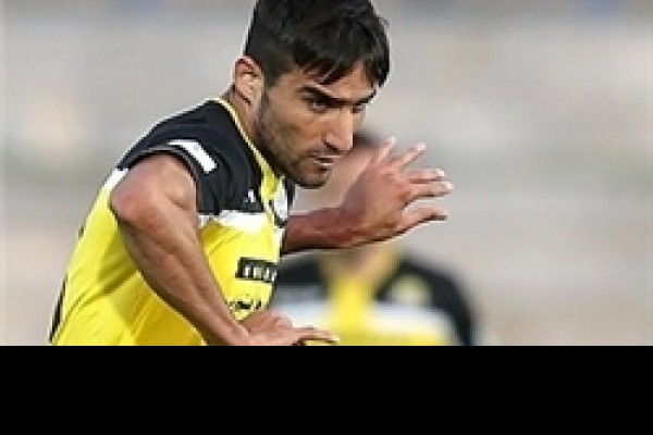 توافق مدیران پرسپولیس و راه‌آهن بر سر انتقال مهرداد محمدی
