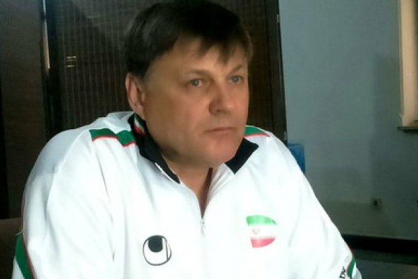 مربی بی‌خاصیتی که بدون بازخواست از ایران رفت!