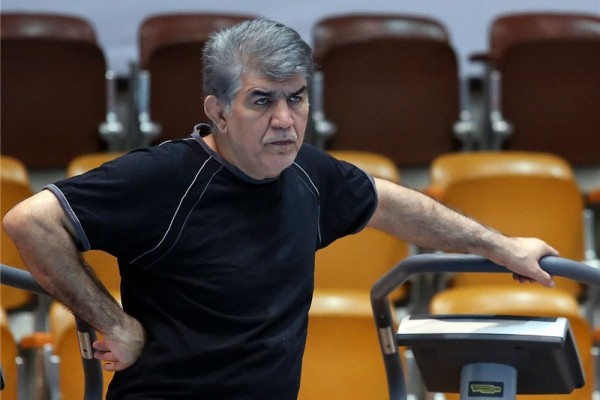  حسن بابک عزادار شد 