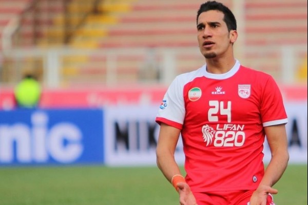  حاتمی: داوری‌ها به‌سود پرسپولیس است و این تیم از بیرون حمایت می‌شود
