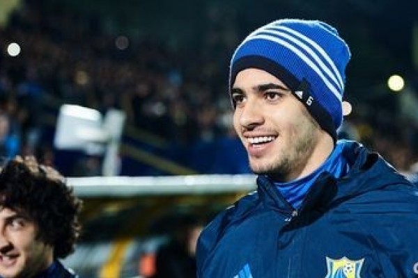 عزت اللهی با قراردادی قرضی در آنژی