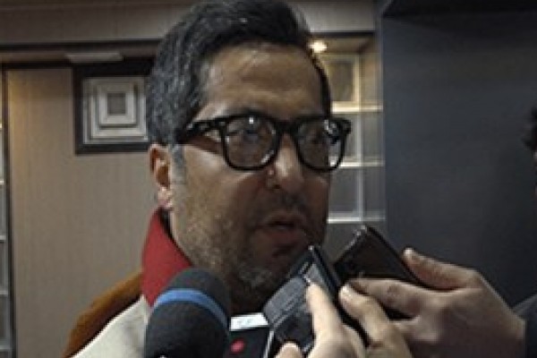 توضیح میناوند درباره گفت و گو درباره بازیکن فولاد