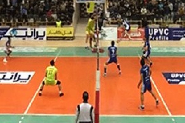  لیگ والیبال در انتظار دو تیم پلی آف
