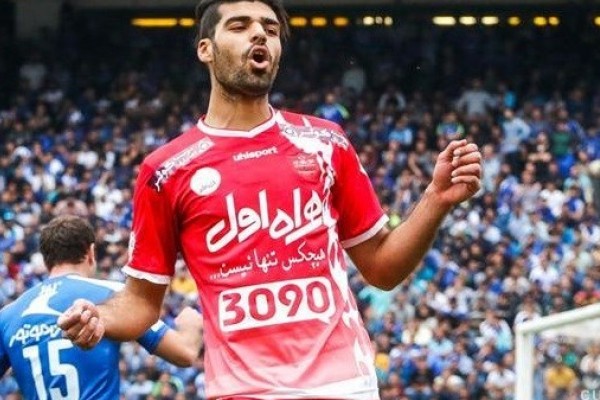 طارمی:برگزاری شام مشترک خنده دار است