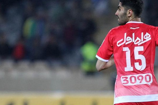 مدافع پرسپولیس هوادار استقلال را حلال کرد
