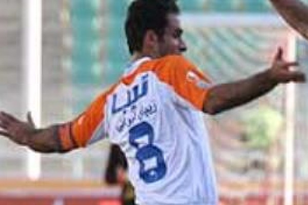 صادقی: ما هم اندازه تراکتوری ها مصدوم شدیم