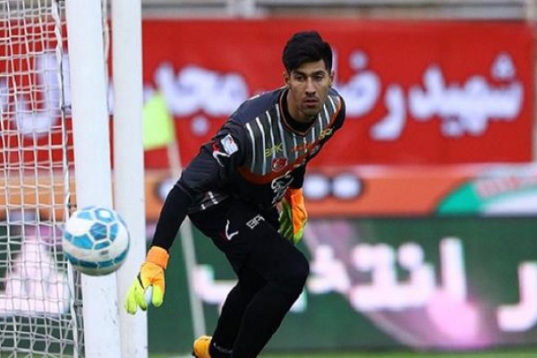 از بچگی استقلالی بودم اما از وقتی به پرسپولیس رفتم دیگر قرمز هستم
