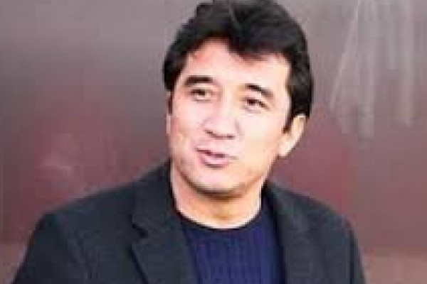 ارتباط مجازی ام را تعطیل کردم/ سگ زرد برادر شغال است/ عاشق پسته ام