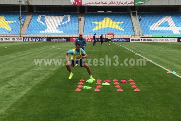 بازی xo استقلالی ها برای شکست الاهلی