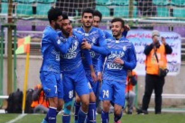  خريد خارجى به منصوريان چراغ سبز نشان داد