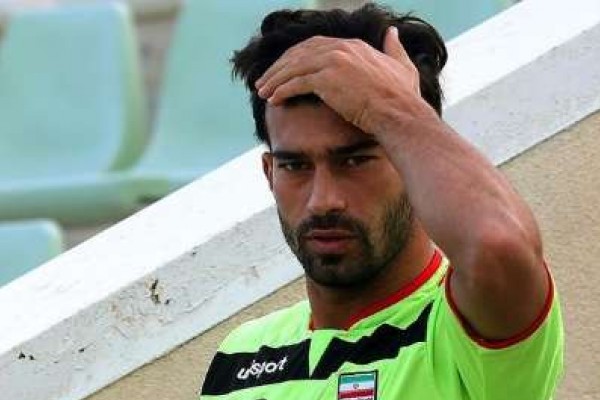  قصه استقلال و رامين/ پيراهن آبى بر تن يك قرمز پوش