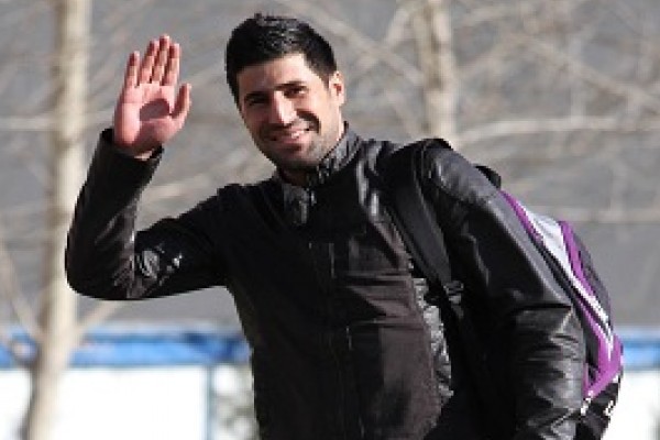  میزان طلب بیک زاده از استقلال و تراکتورسازی مشخص شد
