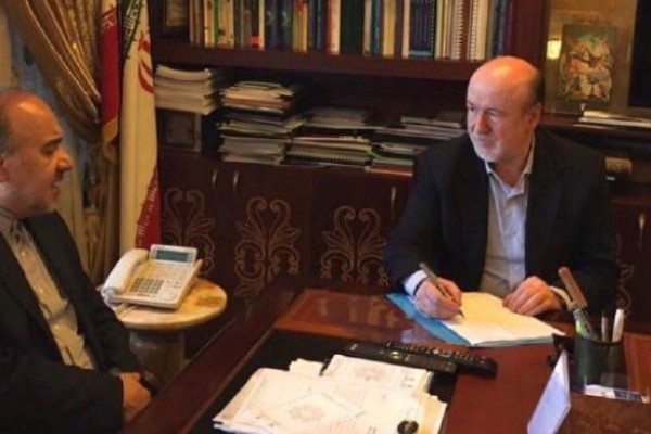  افتخاری و منصوریان در استقلال ماندنی شدند