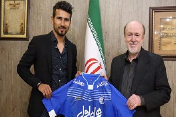  شهباززاده به استقلال پیوست