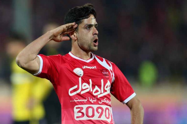  کامیابی ‌نیا در پرسپولیس ماندنی شد