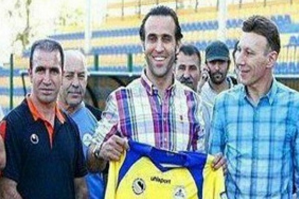  AFC: علی کریمی، جانشین علی دایی روی نیمکت داغ نفت