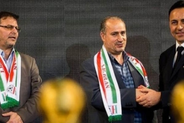  علیرضا اسدی به عنوان دبیرکل فدراسیون فوتبال به سوییس می رود! 