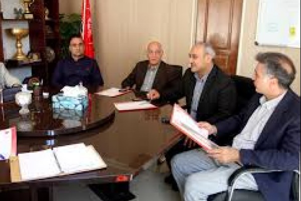  هیئت مدیره پرسپولیس در اتاق انتظار وزارت ورزش