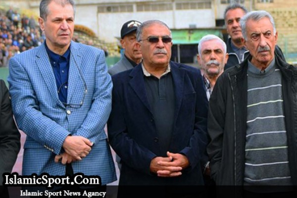آنچلوتی هم به استقلال بیاید افتخاری را که ببیند فرار می‌کند!