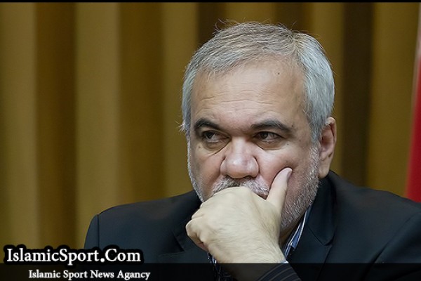 امیدوارم بلای منصوریان را سر شفر در نیاورند/ می‌توان از کنار شفر یک جام بیرون آورد!