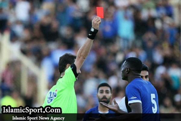  اعلام اسامی داوران دیدارهای هفته دهم لیگ برتر به جز دربی 