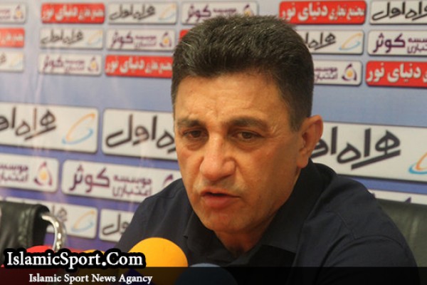 بازی به من نچسبید/ می‌خواهیم در جمع سه تیم برتر لیگ باشیم