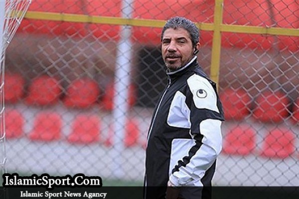 طاهری نباید استعفا می‌کرد/‌ امیدوارم پرسپولیس وارد حاشیه نشود 