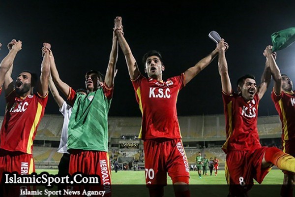  پارس به فولاد باخت و صدر جدول را به پرسپولیس تعارف زد 