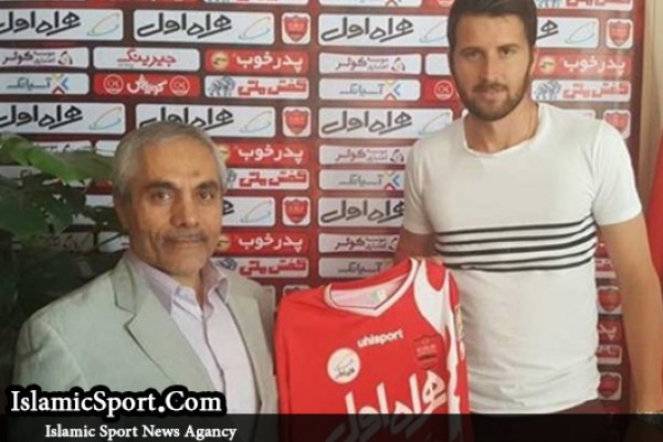 باشگاه پرسپولیس برای حکم گولچ زمان می‌خرد!