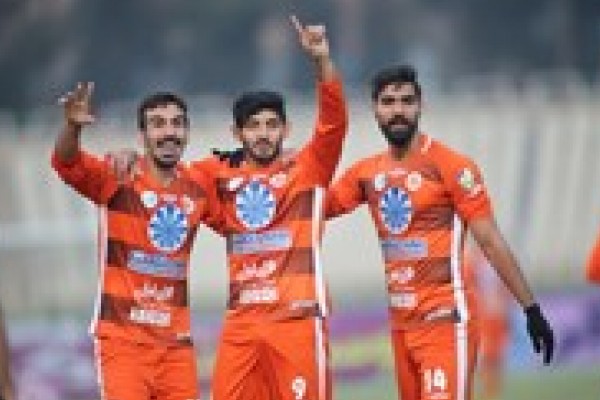 گزارش تصویری از دیدار سایپا و پیکان 