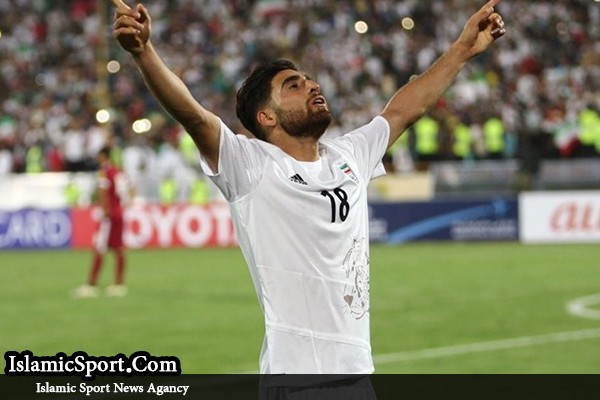 فروش پیراهن جهانبخش برای کمک به زلزله‌زدگان غرب کشور + تصاویر 