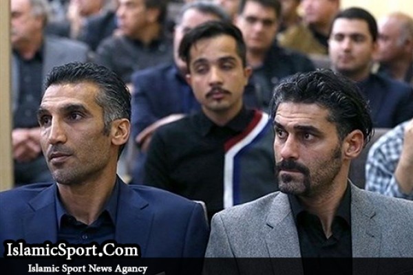 صفرهای حساب فتح‌الله‌زاده زیاد شده و فراموش کرده؛ قراردادم با استقلال ۱۰۰ میلیون بود 