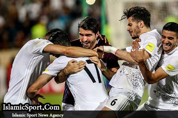 بیمه شدن فوتبال ایران تا ۱۰ سال آینده پس از بازی با اسپانیا و پرتغال 