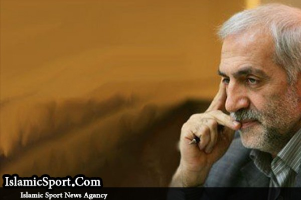باید به نظر کی‌روش احترام بگذاریم/ همه مدیران ورزش از فساد اطلاع دارند