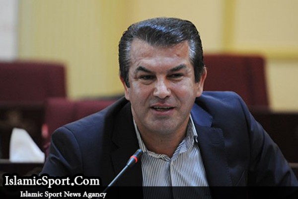 نتایج پرسپولیس ما را سر کیف می‌آورد/ به کی‌روش و برنامه‌هایش اعتماد کنیم
