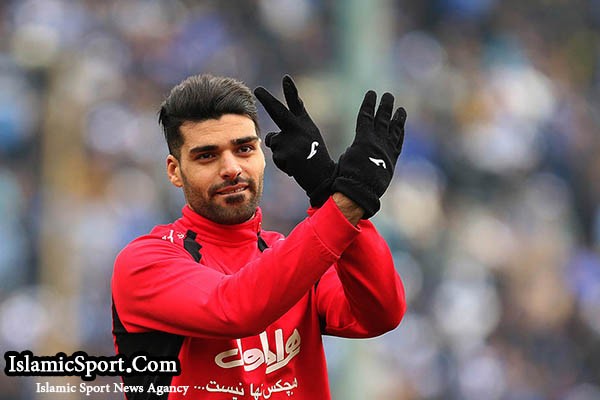 پیشنهاد نجومی باشگاه قطری به مهاجم محروم پرسپولیس 