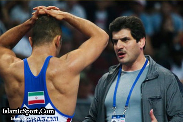 رسول خادم سرمربی تیم ملی کشتی آزاد شد/ چراغ سبز رئیس فدراسیون جواب داد