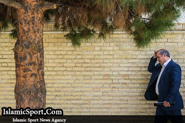 چرا فدراسیون فوتبال ایران از AFC شکایت نمی‌کند؟ 