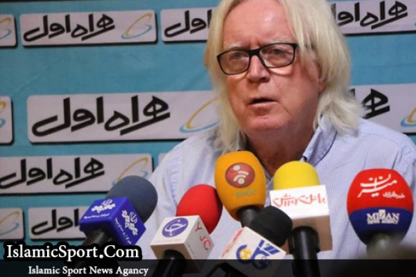 شفر: تقسیم ۵۰-۵۰ بلیت‌ها کار خوبی بود/ در داربی باید شجاعانه بازی کنیم