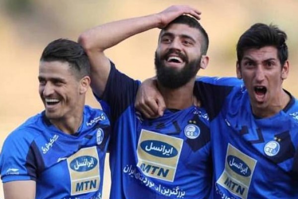 پست وریا غفوری پس از برد ستقلال