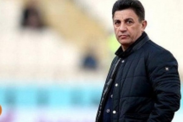  قلعه‌نویی: دستور دادند من و دایی را حذف کنند/ مسلمان پیامک داد به استقلال بیاید