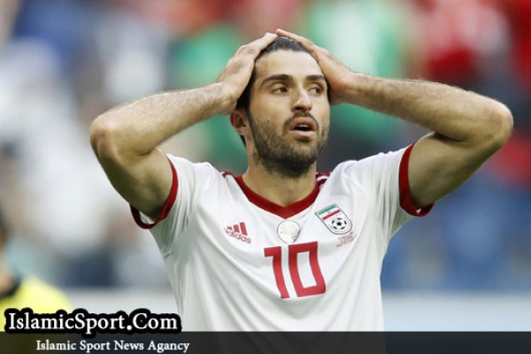 انصاری‌فرد: وقتی انتقاد می‌کنیم، فکر می‌کنند پاداش می‌خواهیم