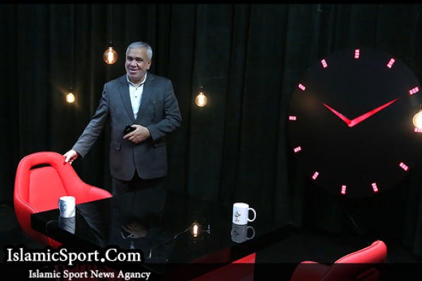 فتح‌الله زاده: ژن خوب نیستم و با فامیل‌بازی نیامدم/ وزیر بدون اجازه ناظمی آب نمی‌خورد