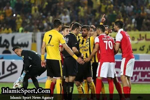 سپاهان اصفهان - پرسپولیس تهران/ ارتش سرخ به قلعه رسید