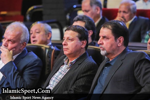 امتناع ساکت از صحبت درباره استعفایش/ یزدانی‌خرم: انتخاب مدیران باید بر اساس شایسته سالاری باشد