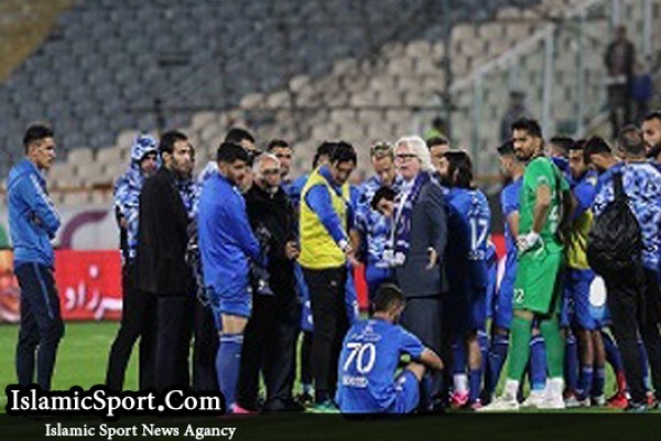  استقلالی‌ها قبل از بازی با پدیده پولدار می‌شوند
