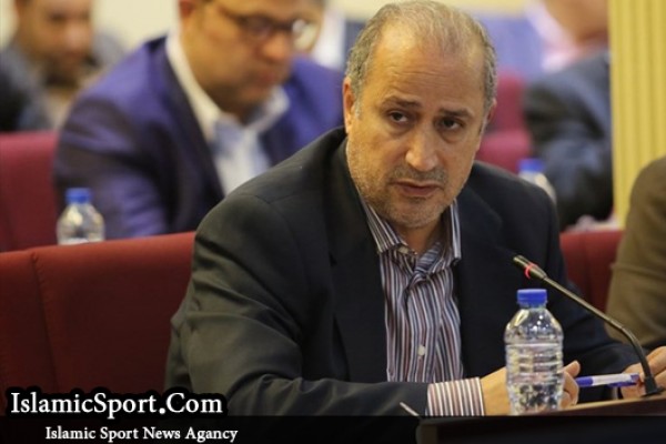 تنها موضوع نگران‌کننده ما وضعیت مالی فدراسیون فوتبال است/ نحوه اعتراض تیم‌ها به داوری را قبول ندارم 
