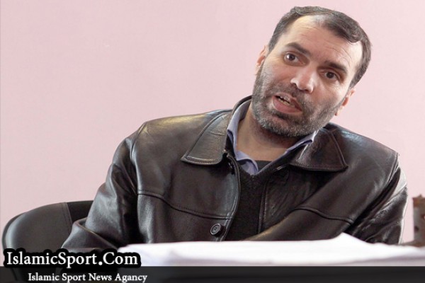 مسعود ده نمکی: ایران هنر کرد که به یمن 5 گل زد/ این تعداد گل را به عربستان و امارات بزنید!