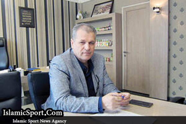 منزوی: مدیران پرسپولیسی هم به استقلال کمک کرده‌اند