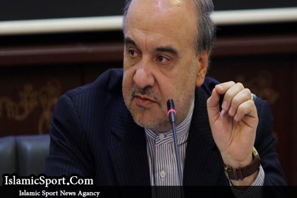 مسعود سلطانی فر: سرخابی ها جمعا 50 میلیون هوادار دارند/حق تیم ملی قهرمانی بود، به خاطر یک اشتباه باختیم